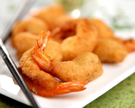 beignets-de-crevettes-ou-de-poisson
