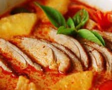 curry-rouge-au-canard-grille-et-aux-legumes